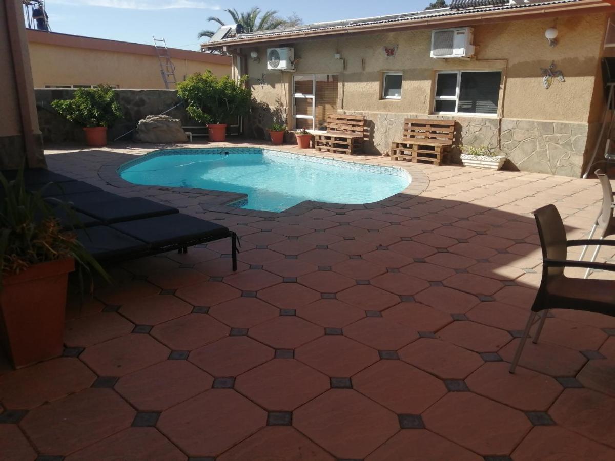 ווינדהוק Esperanca Guesthouse מראה חיצוני תמונה