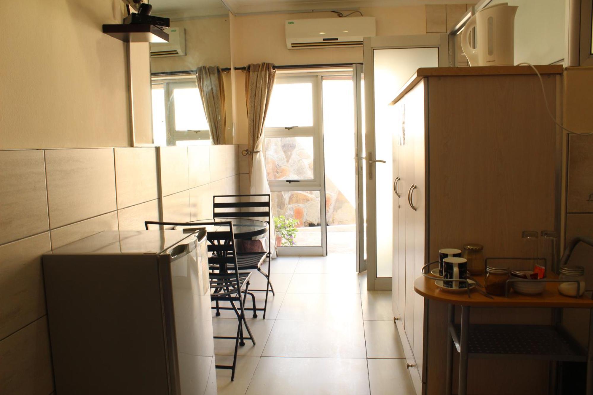 ווינדהוק Esperanca Guesthouse מראה חיצוני תמונה