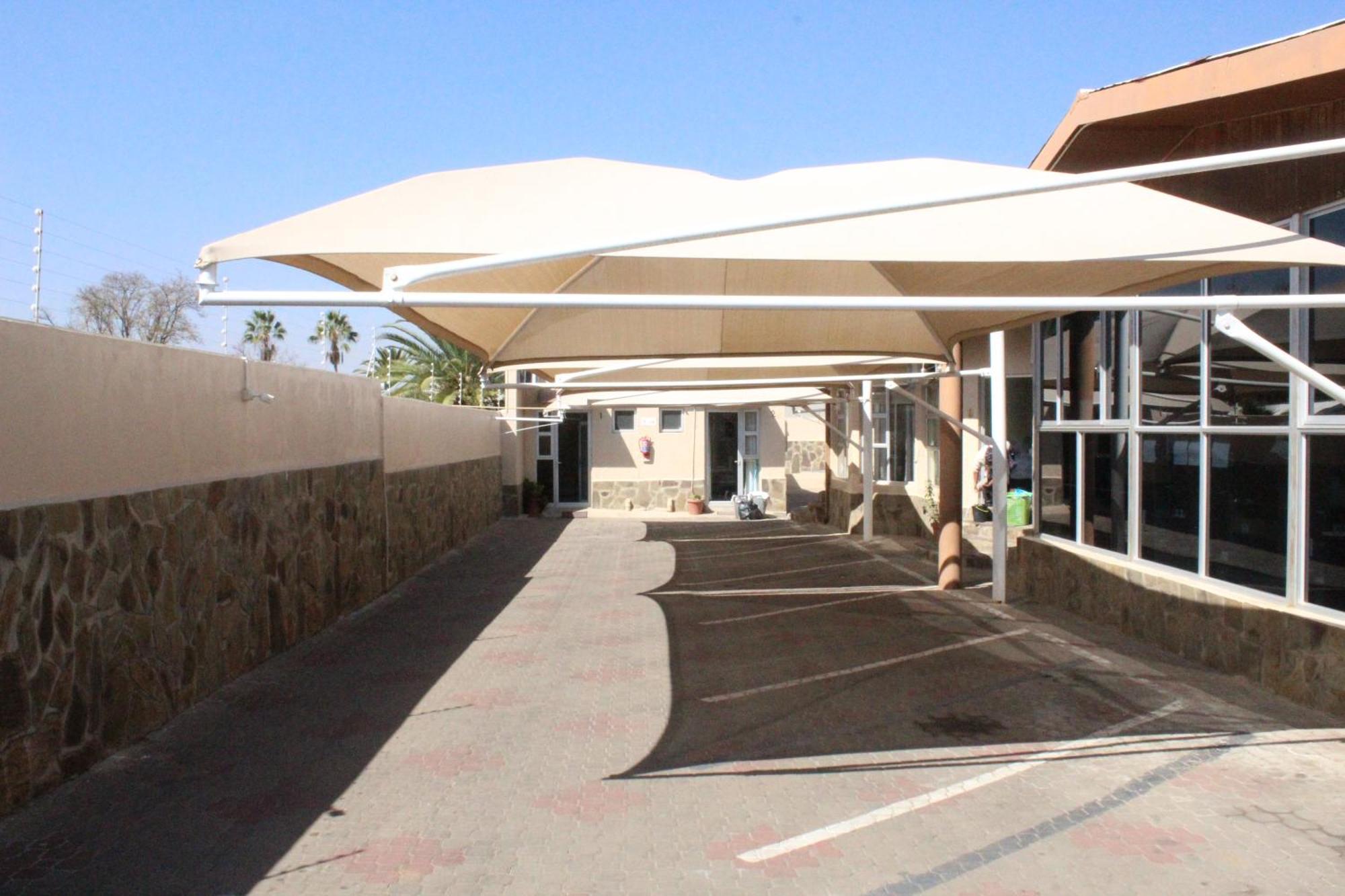 ווינדהוק Esperanca Guesthouse מראה חיצוני תמונה