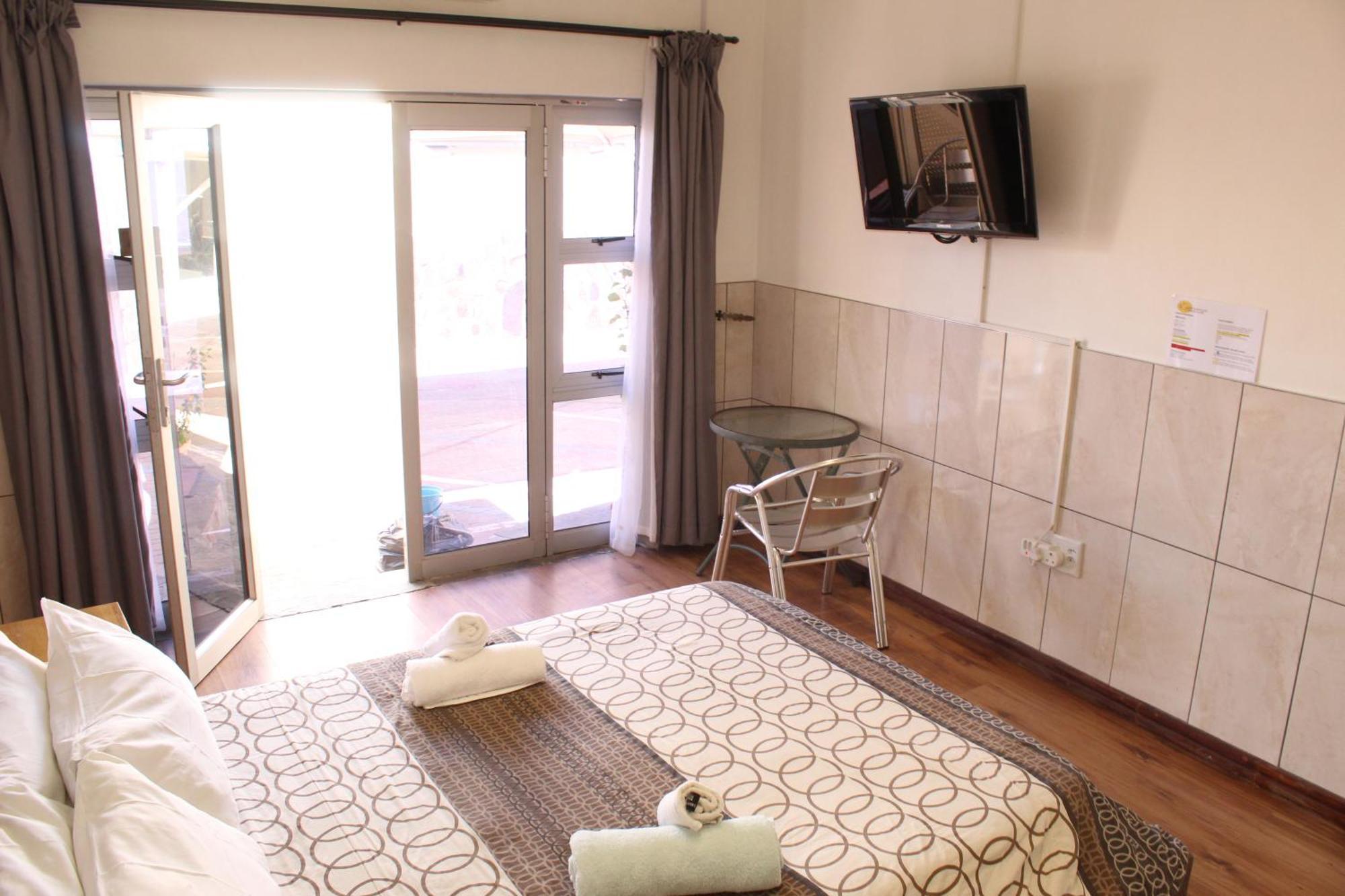 ווינדהוק Esperanca Guesthouse מראה חיצוני תמונה