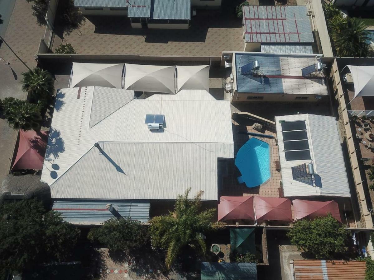 ווינדהוק Esperanca Guesthouse מראה חיצוני תמונה